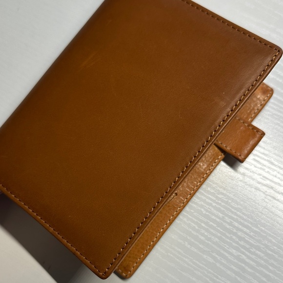 Two tone Veg Tan Happy Planner - Picture 1 of 9